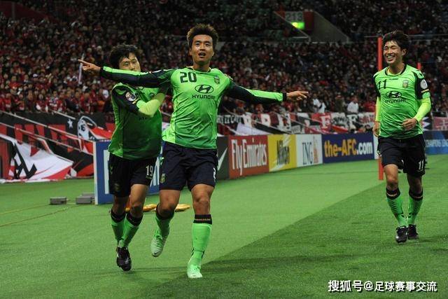 15中6、18+14，+16最高，中国男篮真大腿，郭士强给杜锋上一课？